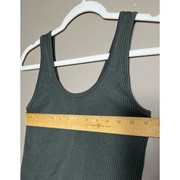 A New Day 3 Tank Tops Bundle Crop Athletic Muscle Gym Cross Train Womens S - Picture 5 of 7